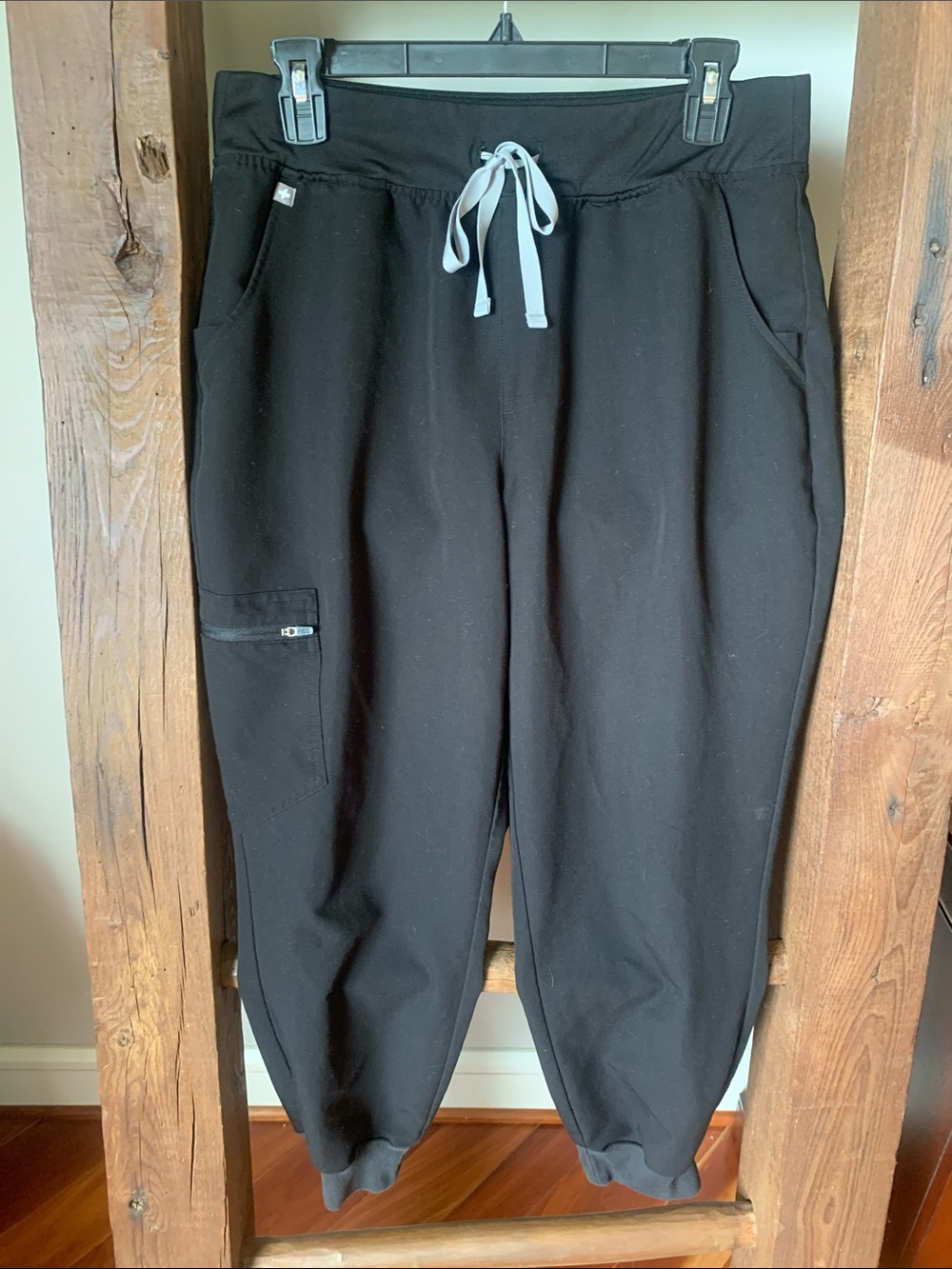 Figs Women’s Black Jogger Pants with Gray Drawstring